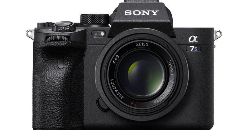 Sony A7S III – The legendary high-ISO specialist