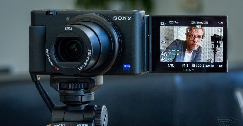 Sony ZV-1 – Vlogging-focused compact with flip-out screen and fast autofocus.