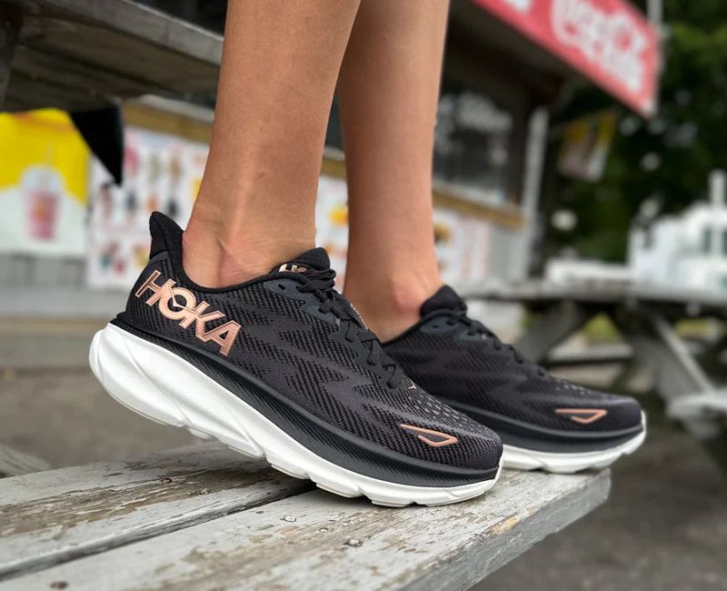 HOKA Clifton 9 Slip-In