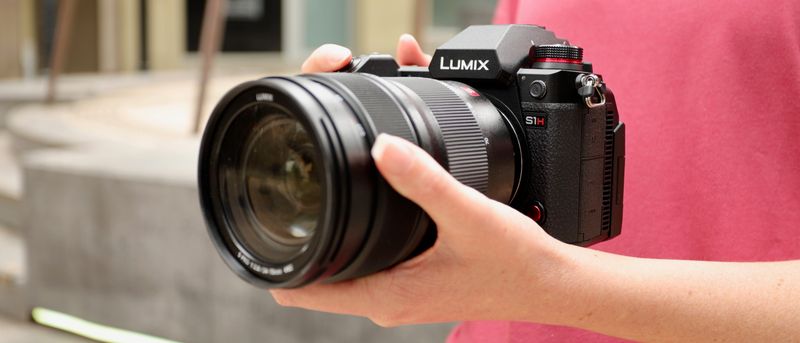 Panasonic LUMIX S1H