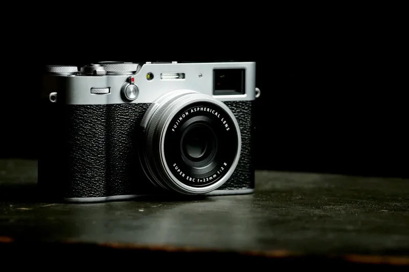 Fujifilm X100V
