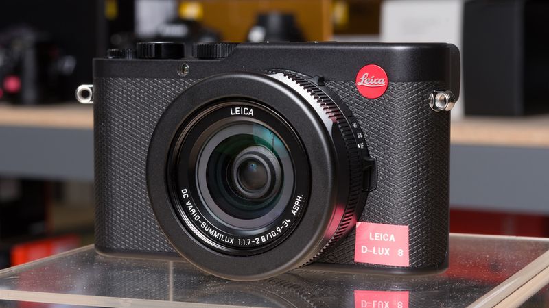 Leica D-Lux 8