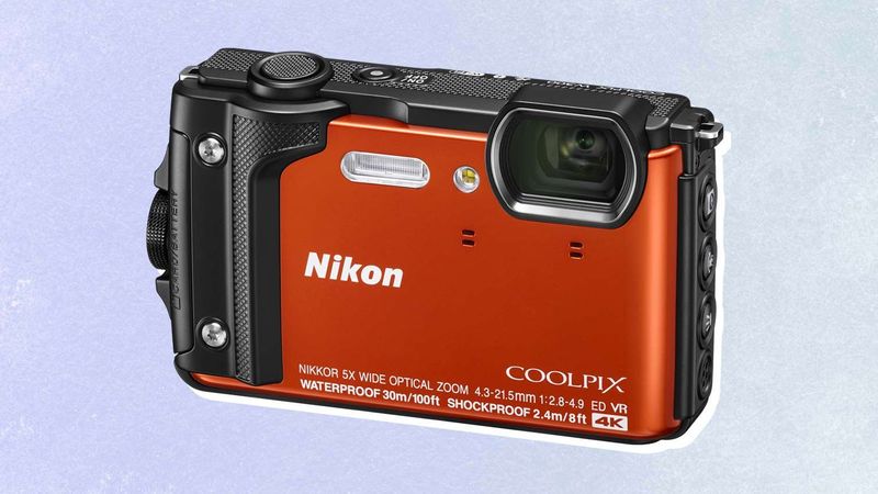 Nikon COOLPIX W300 – Best Deep-Diving Compact