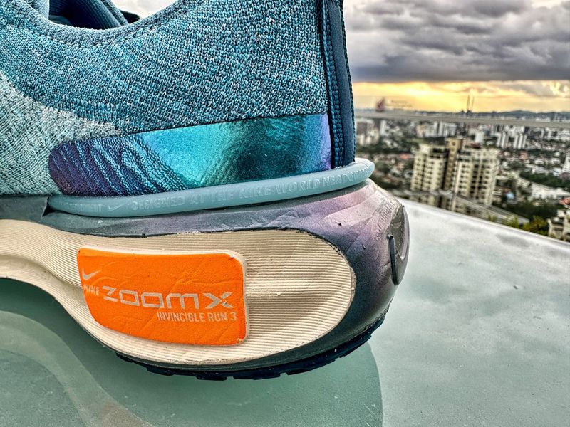 Nike ZoomX Invincible Run 3