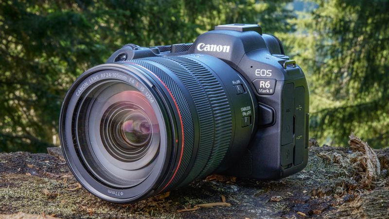 Canon EOS R6 Mark II – Canon's low-light all-rounder