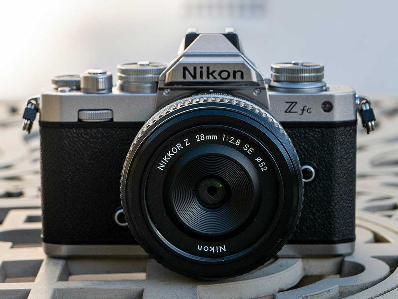 Nikon Z fc with 28mm f/2.8 SE