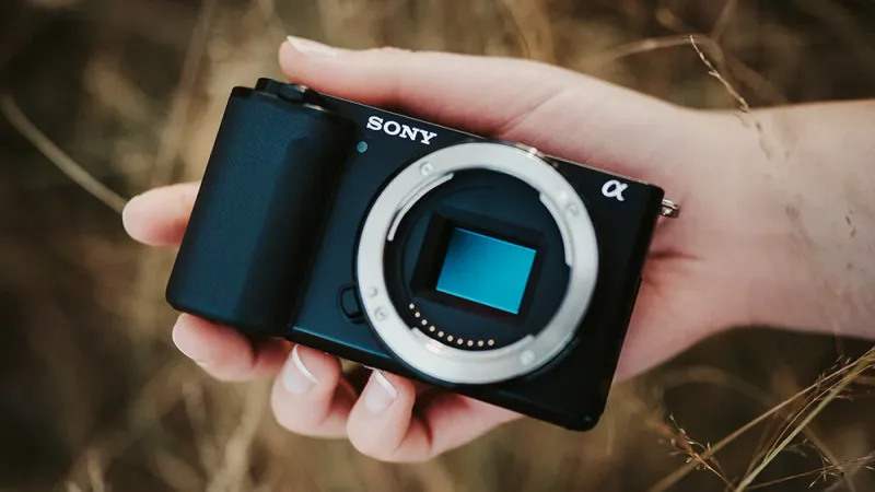 Sony ZV-E10