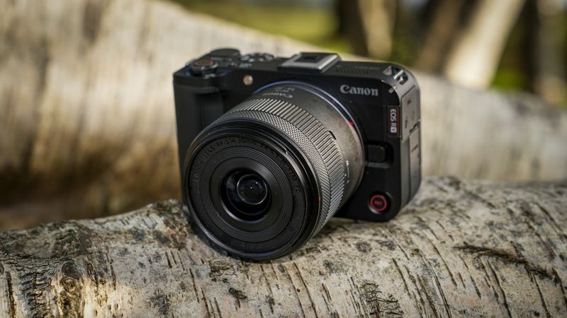 Canon EOS R50