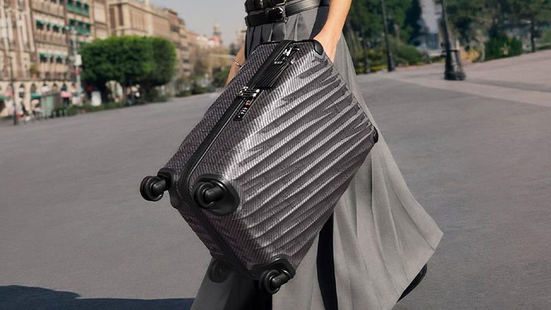 TUMI 19 Degree Lite International Carry-On