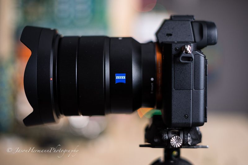 Sony FE 16-35mm f/4 OSS