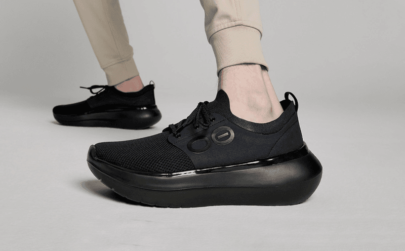 Oofos Oomy Stride Sneakers
