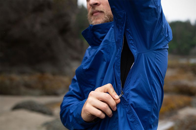 Marmot PreCip Eco (2.5-Layer Rain Shell)