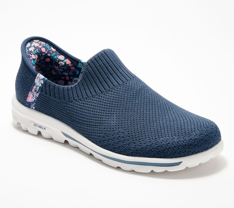 Skechers GO WALK Slip-ins (Travel/8 series)