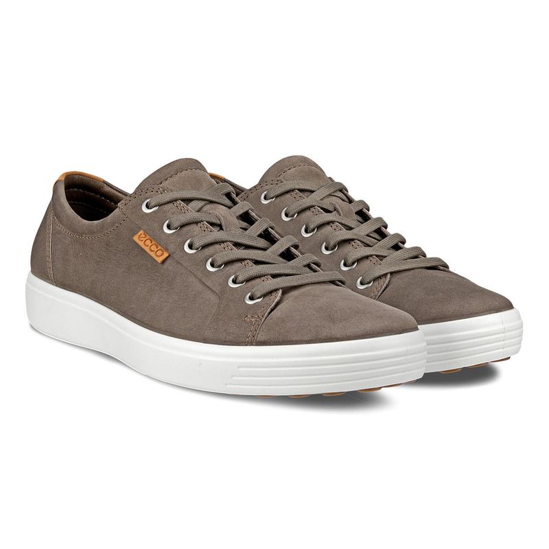 ECCO Soft 7 – City Sneaker That Dresses Up or Down