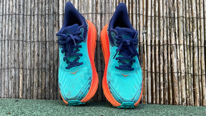 HOKA Challenger 7