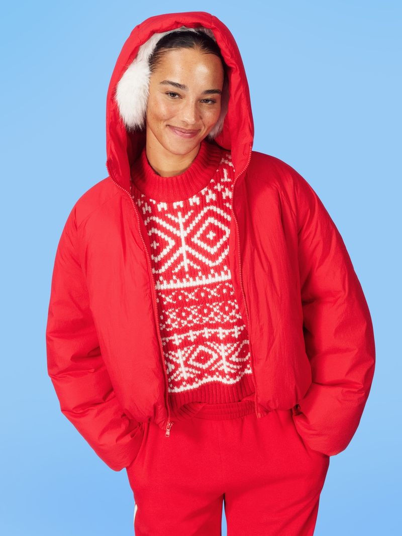 Old Navy Water-Resistant Bubble-Hem Hooded Puffer Jacket