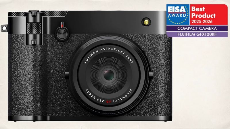 Fujifilm GFX100RF - EISA Compact Camera (2025–2026) + TIPA Winner + DGP Recognition