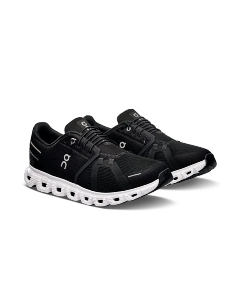 On Cloud 6 – Plush CloudTec cushioning that keeps feet fresh all day