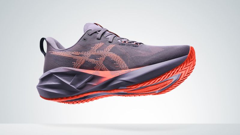 ASICS NOVABLAST 5 (Wide): Bouncy, Fun,