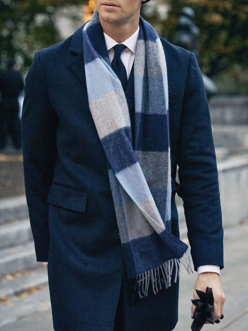 John Henric Cashmere Scarf - Italian‑Crafted Thermal Layer