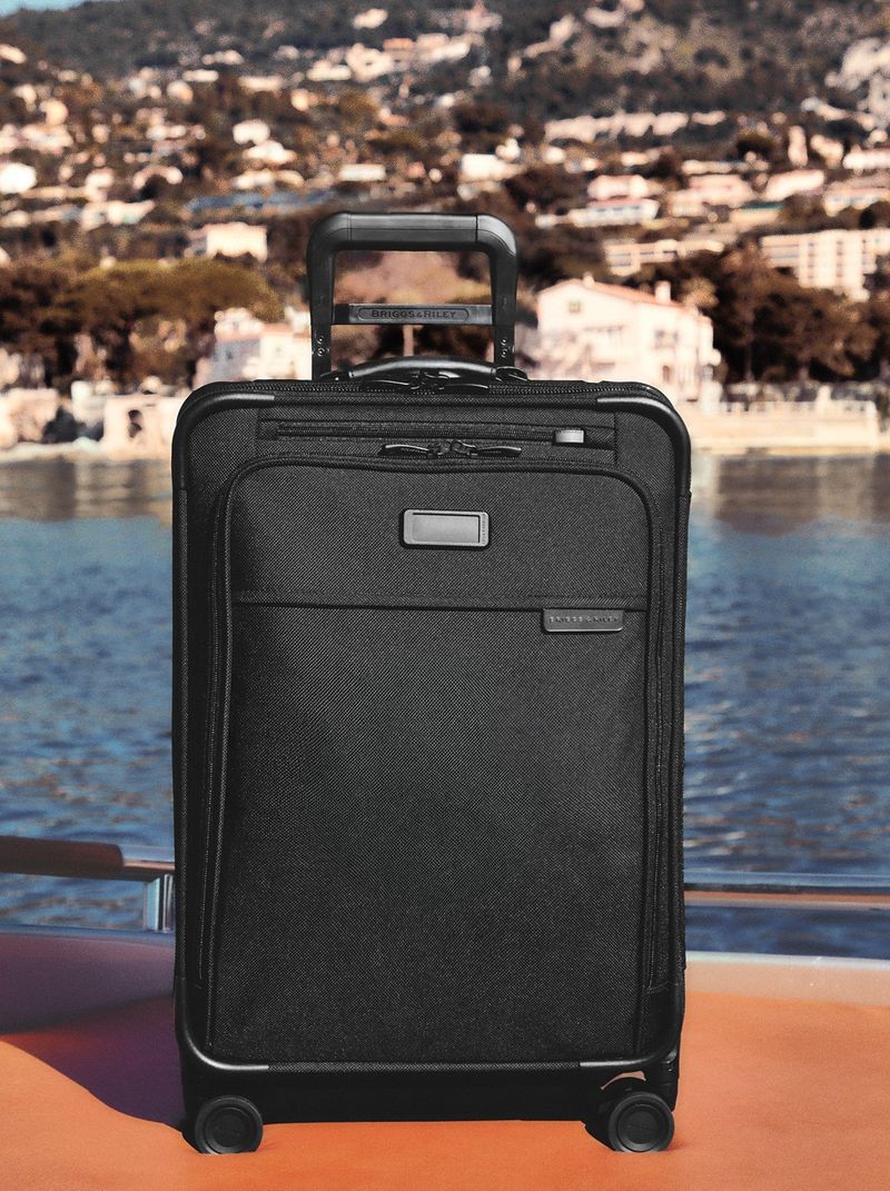 Briggs & Riley Baseline Domestic Carry-On Expandable Upright