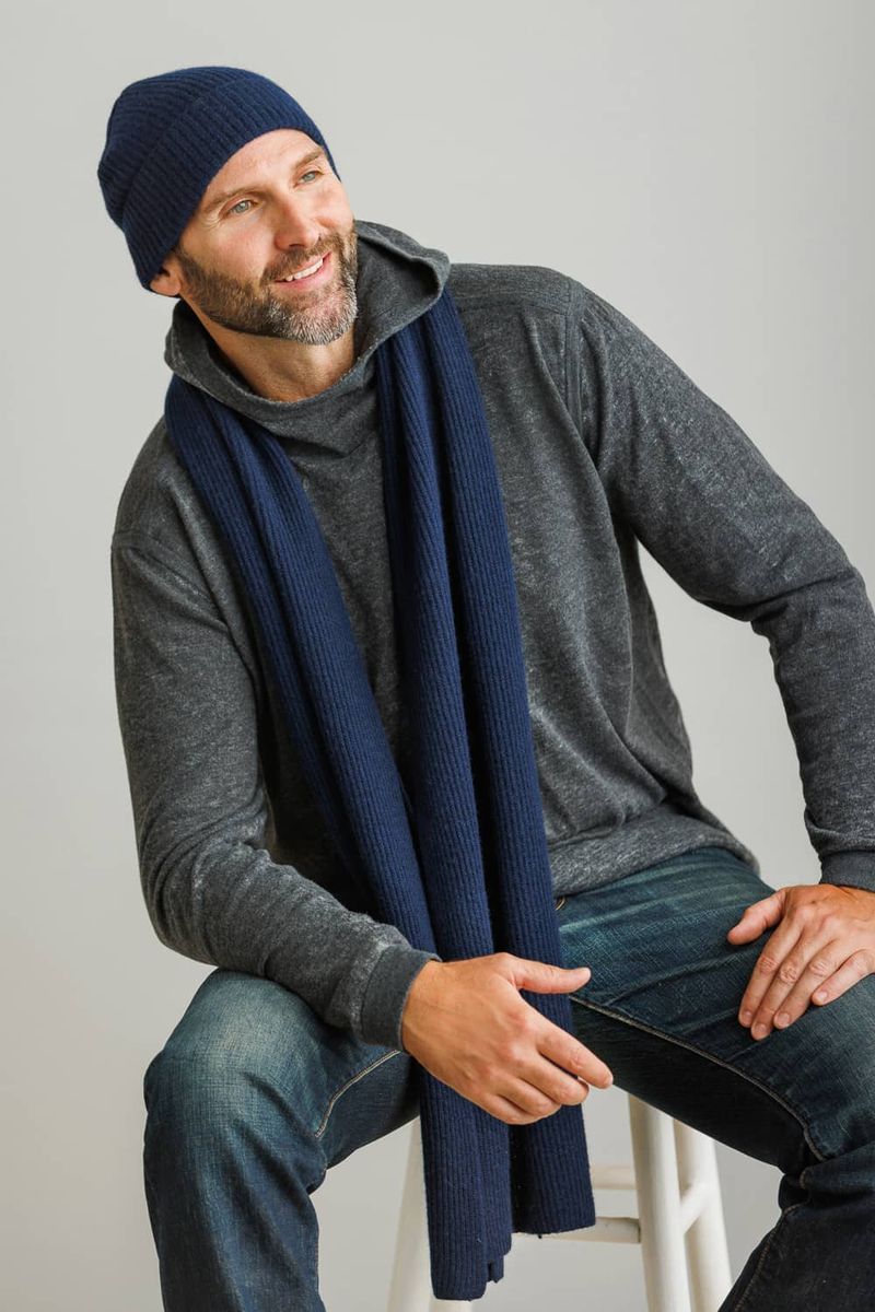 Fishers Finery Men’s Cashmere Ribbed Knit Scarf - Soft Warmth in a Sleek Knit