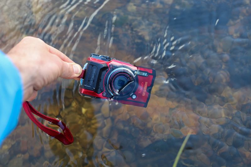Olympus Tough TG-6 – Rugged Adventure Pick