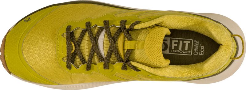Comfort & Fit — Race-Inspired Cushion Meets Trail Stability