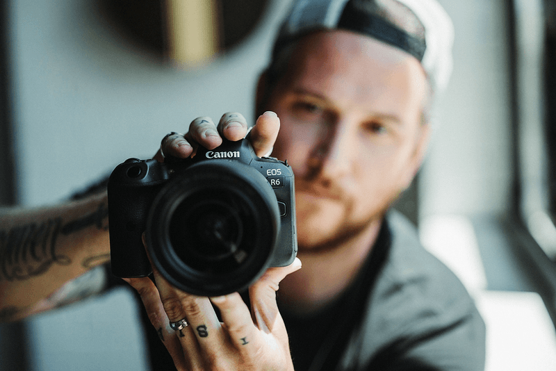 Canon EOS R50