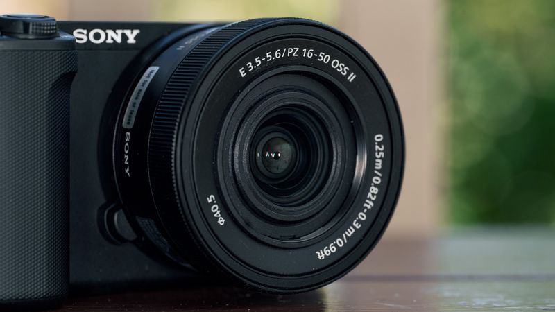 Sony E PZ 16-50mm f/3.5-5.6 OSS