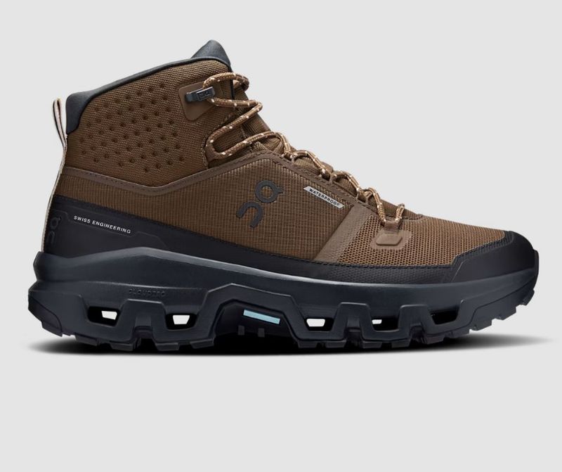 Design & Materials — Mid-Height, Waterproof, and Agile