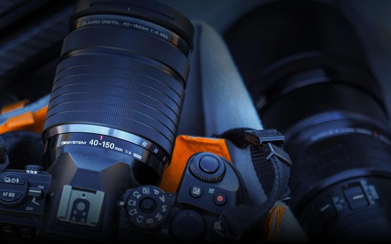 Olympus M.Zuiko 40-150mm f/4-5.6 R (Micro Four Thirds)