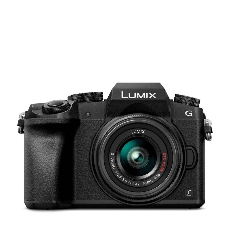 Panasonic Lumix G7 + 14-42mm Lens