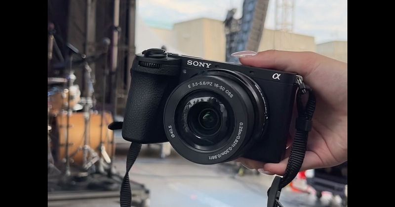 Sony a6700