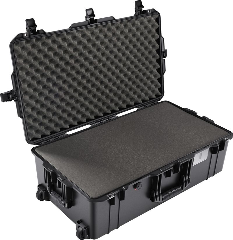 Pelican 1615 Air Case (Wheeled)
