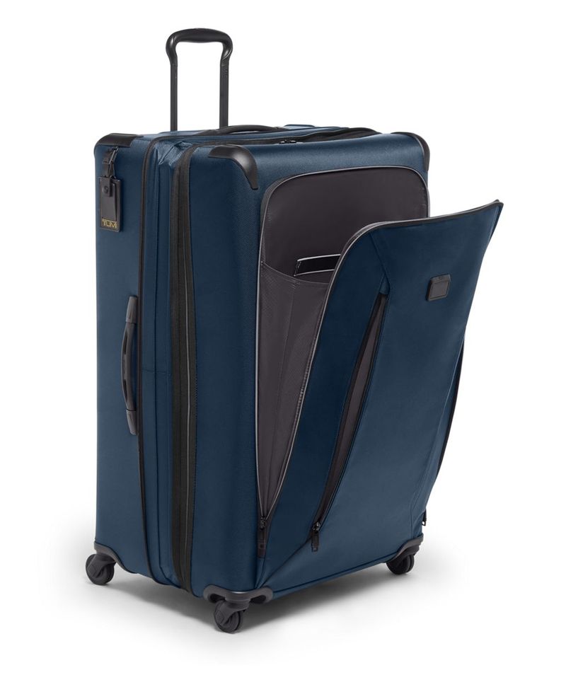 TUMI Extended Trip Expandable 4 Wheeled Packing Case