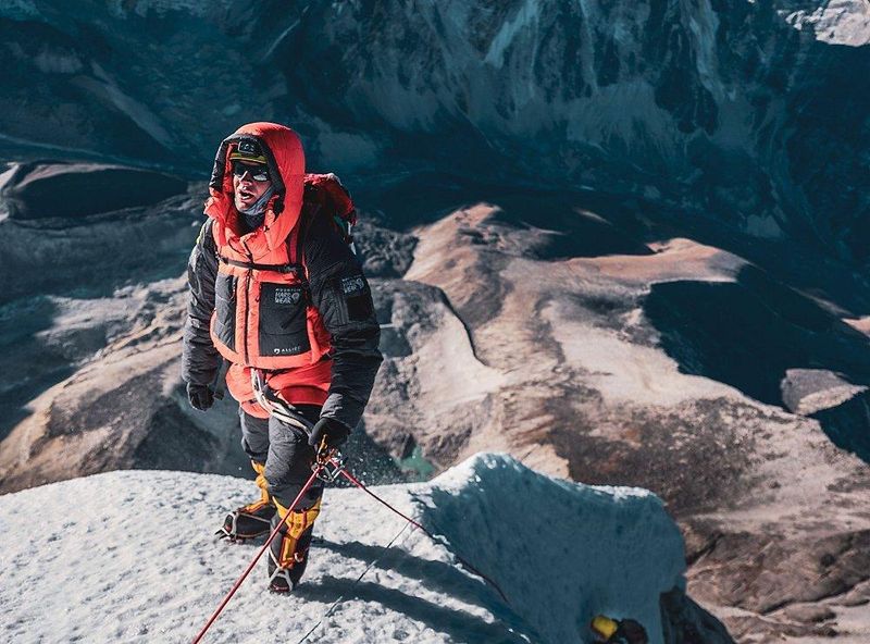 Mountain Hardwear Absolute Zero Parka – Built for Everest, No Joke
