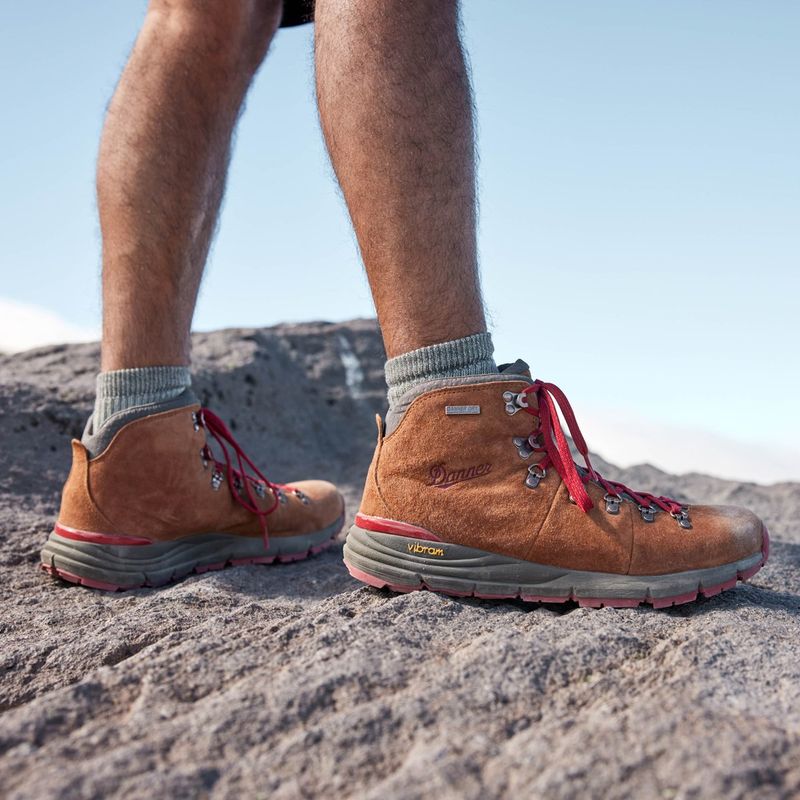 Danner Mountain 600