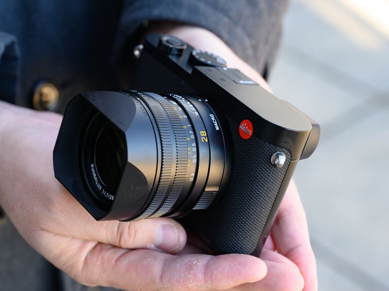 Leica Q2