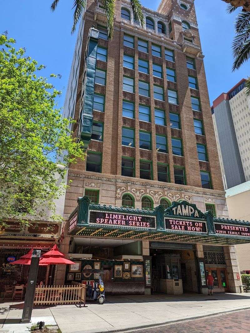 A Downtown Tampa Location Surrounded by Great Spots