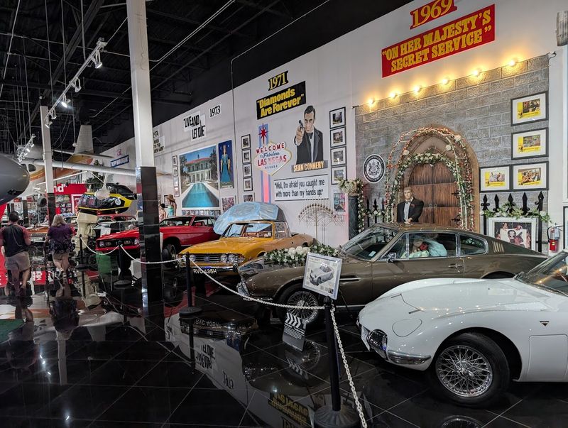 Dezerland Park Orlando Auto Museum - Orlando, Florida Dezerland Park Orlando Auto Museum - Orlando, Florida