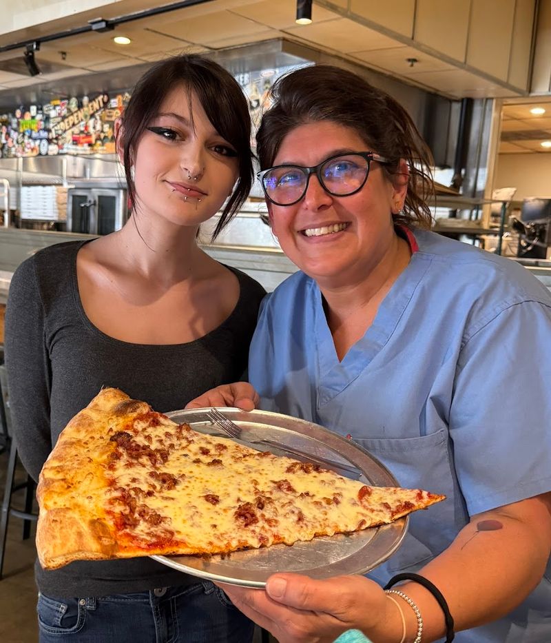 Jason's Mom's Pizza: The Slice With a Story Jason's Mom's Pizza: The Slice With a Story