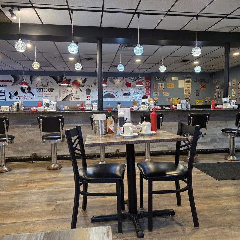 A Family Joint That Moved and Kept Its Fans