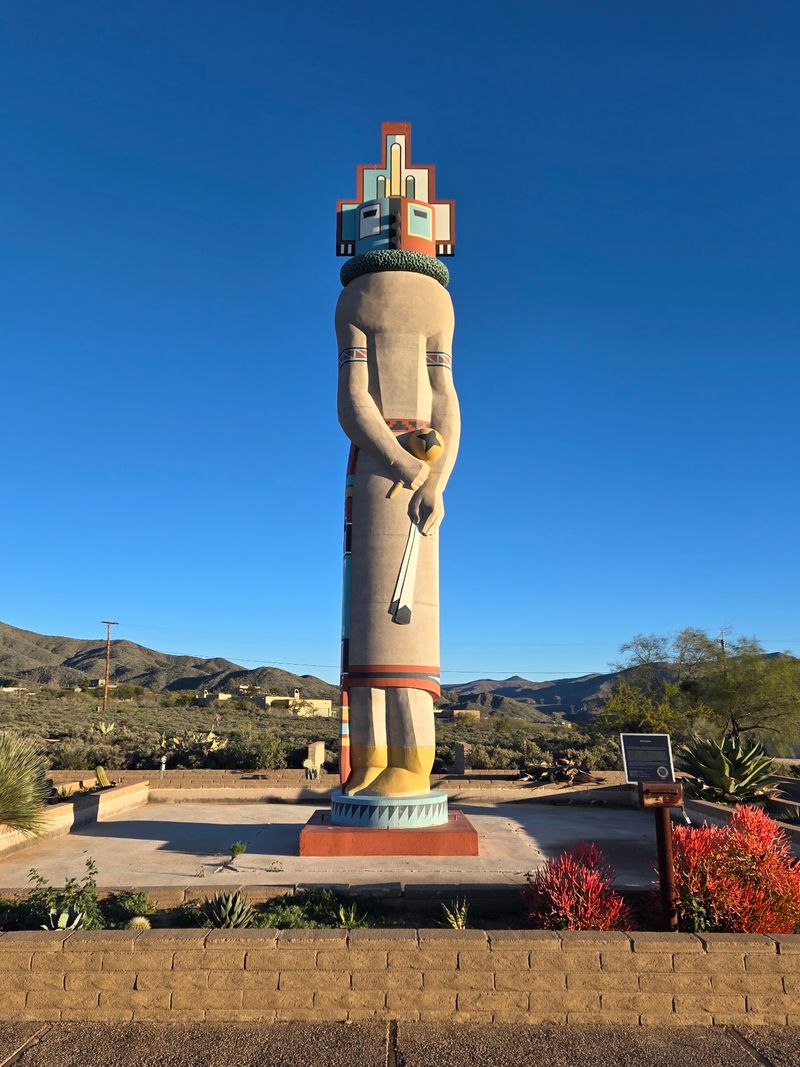 A Giant Standing Guard North of Phoenix A Giant Standing Guard North of Phoenix