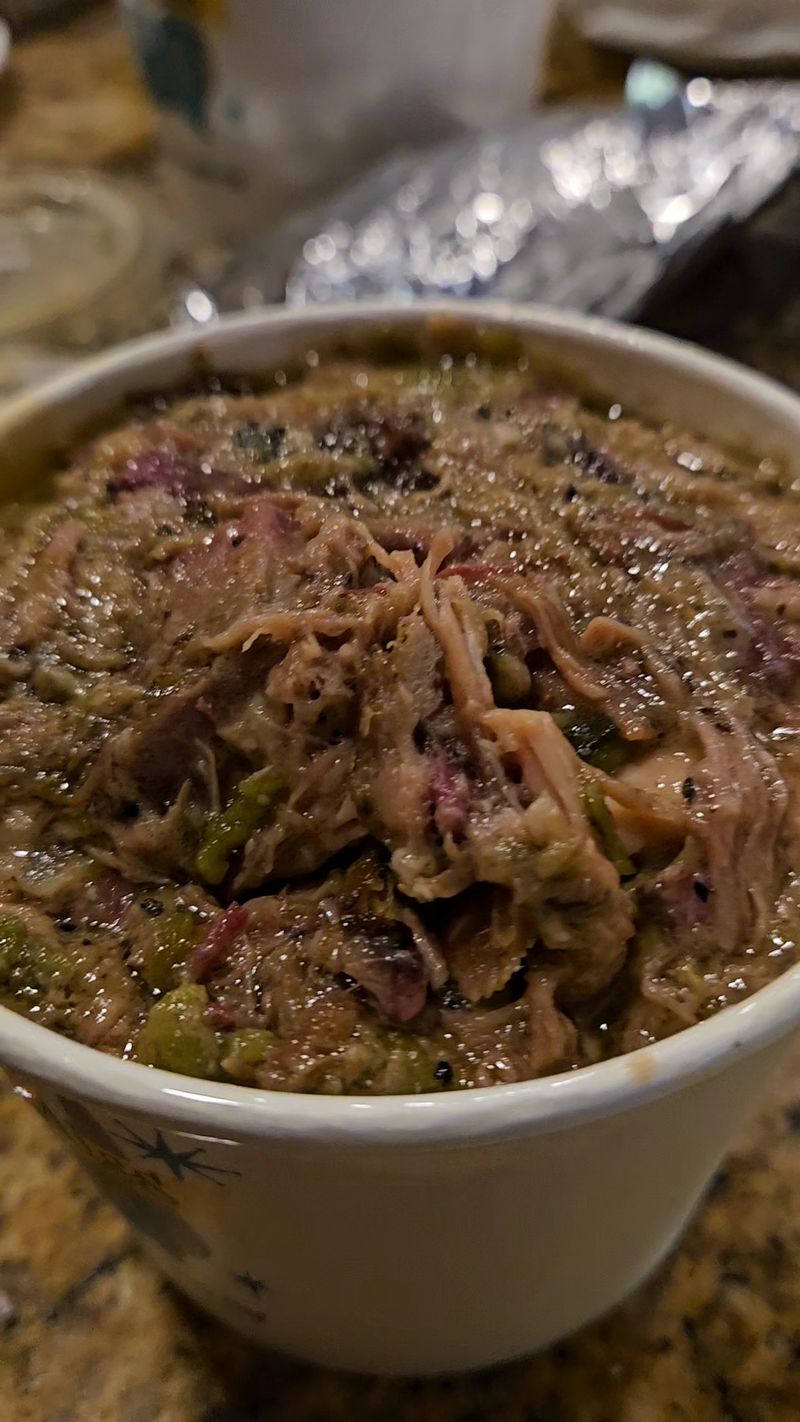 A Green Chile Burrito That Crashes The Party A Green Chile Burrito That Crashes The Party