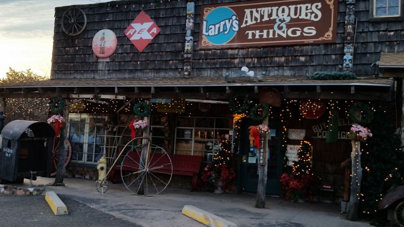 A Laid-Back Crowd and Small-Town Welcome A Laid-Back Crowd and Small-Town Welcome