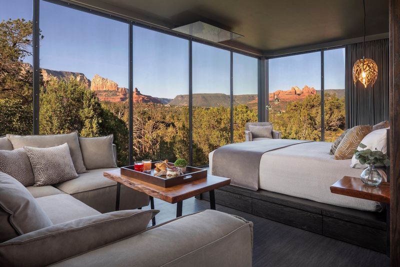 A Landscape Hotel Tucked Against Sedona's Red Rocks A Landscape Hotel Tucked Against Sedona's Red Rocks