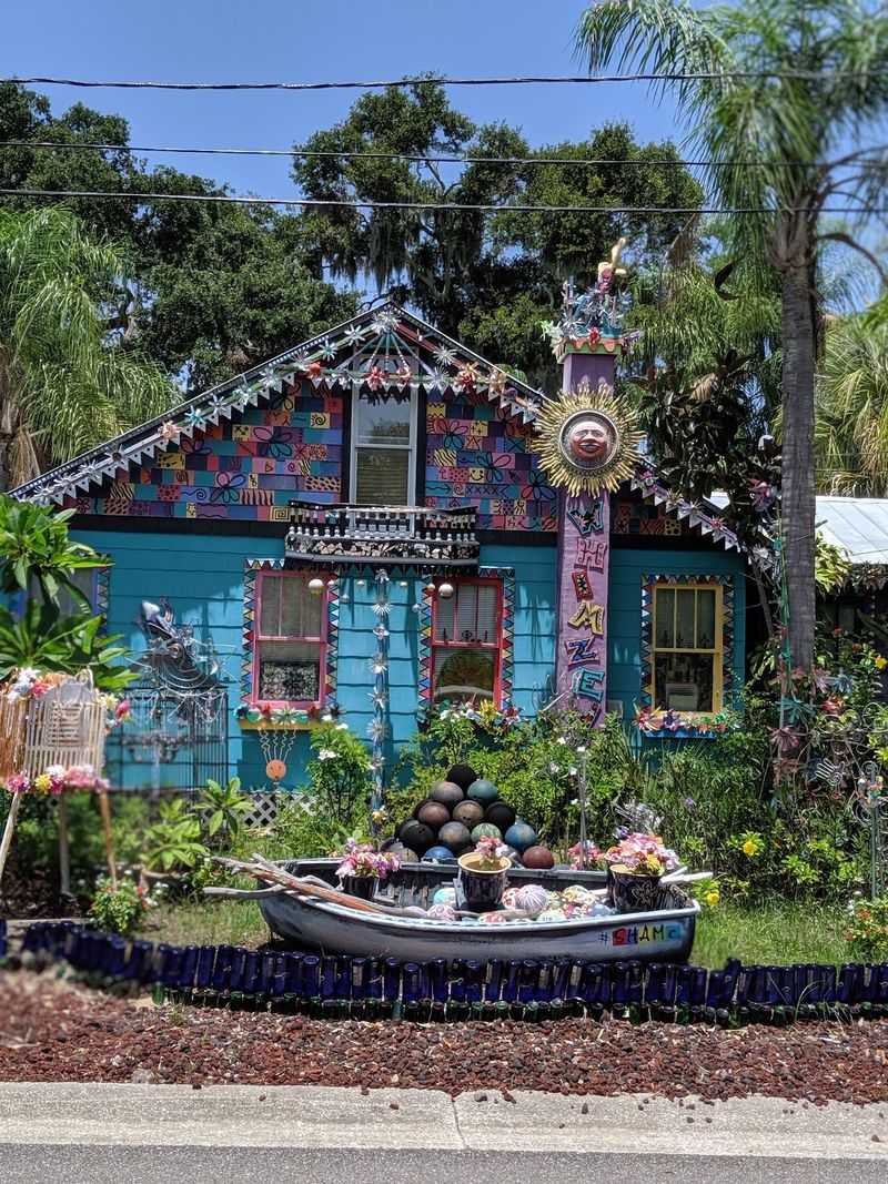 A Neighborhood That Joined the Fun