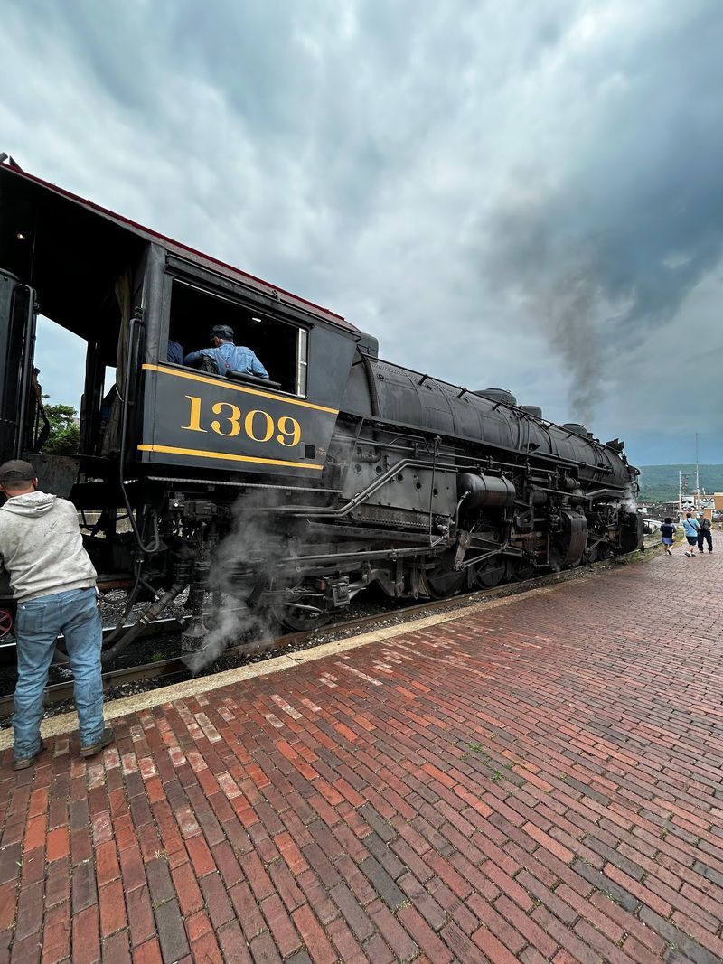 A Nonprofit With Forty Years On The Tracks