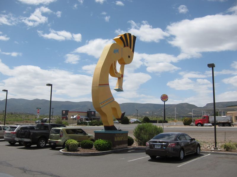A Throwback to Old-School Road Trip Stops